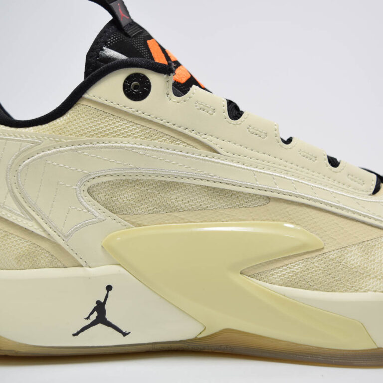 Jordan Luka 2 DX8733-100 (6 of 11)