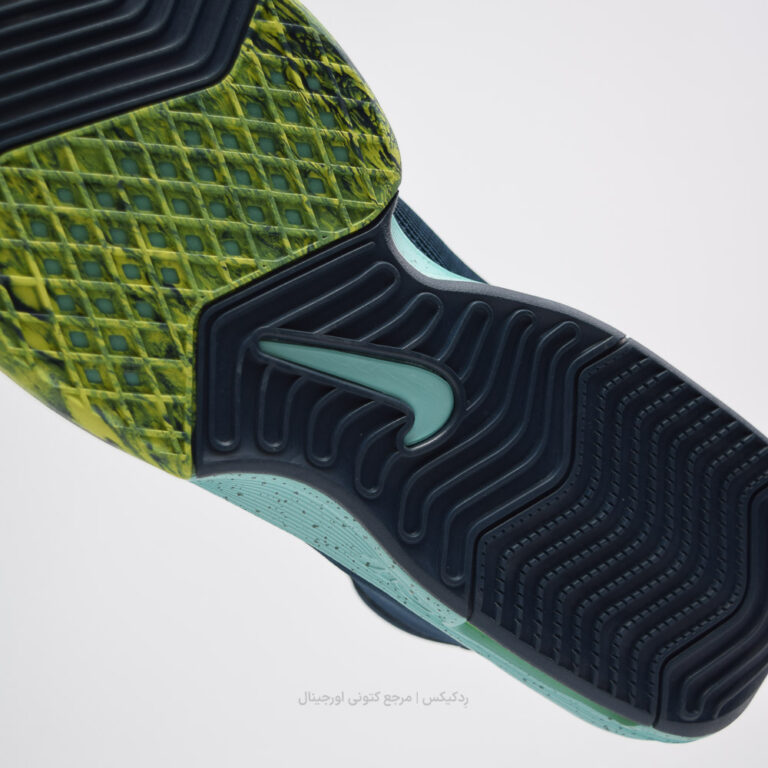LeBron Witness 8 FB2239-402 (10 of 10)