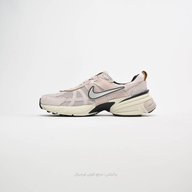Nike V2K run Fn6703-001 (2 of 10)