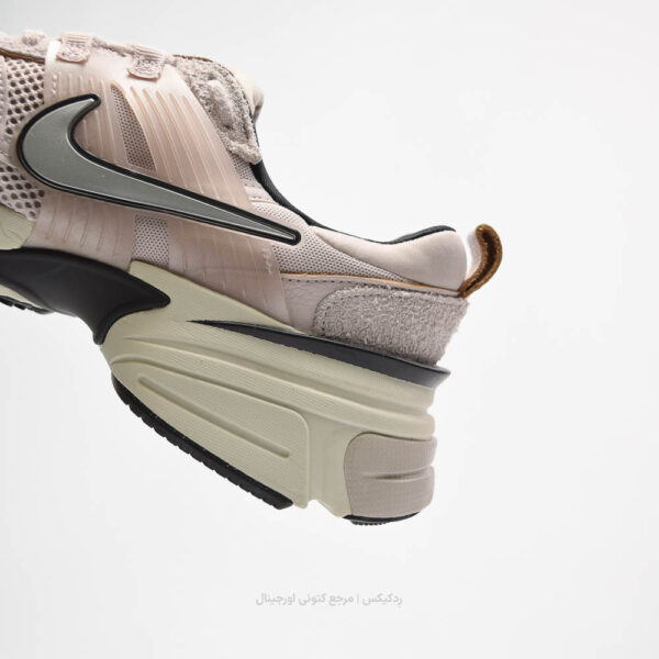 کتونی  Nike مدل V2K Run - FN6703-001 - Image 4