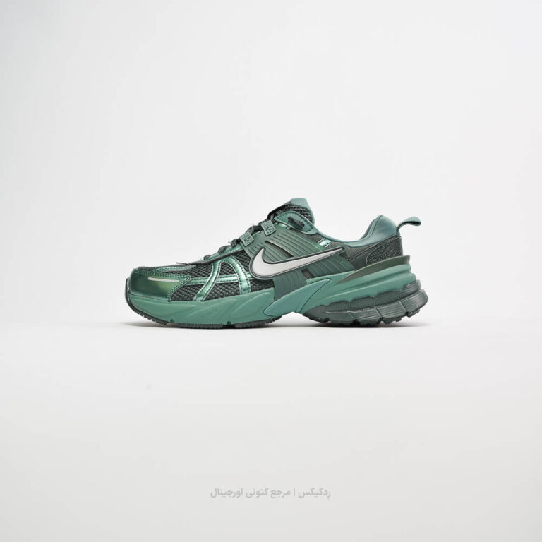 Nike V2K run Hf5050-361 (2 of 9)