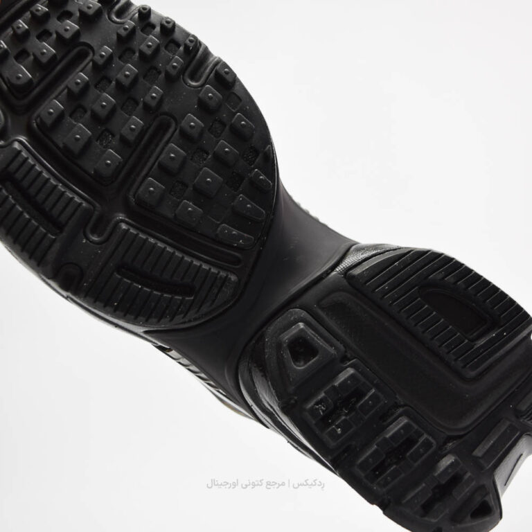 Nike V2K run hq1582-001 (10 of 10)