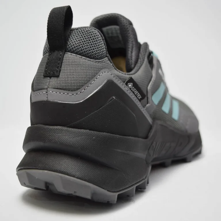 Adidas terrex swift r3 gtx hp8716 (5 of 10)