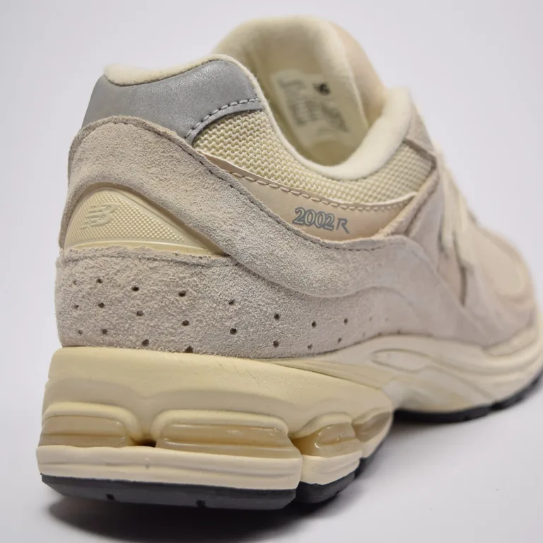 New balance 2002 R M2002RCC (5 of 10)