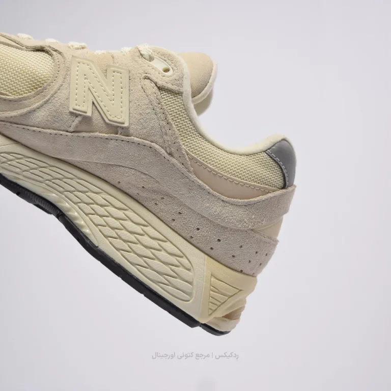 New balance 2002 R M2002RCC (9 of 10)