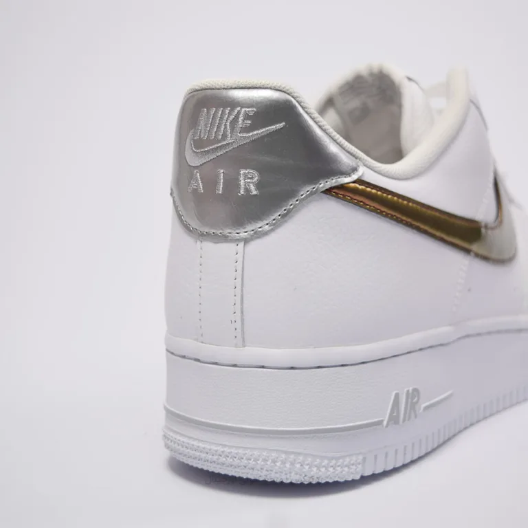Nike Air Force 1 FD0654-100 (5 of 9)