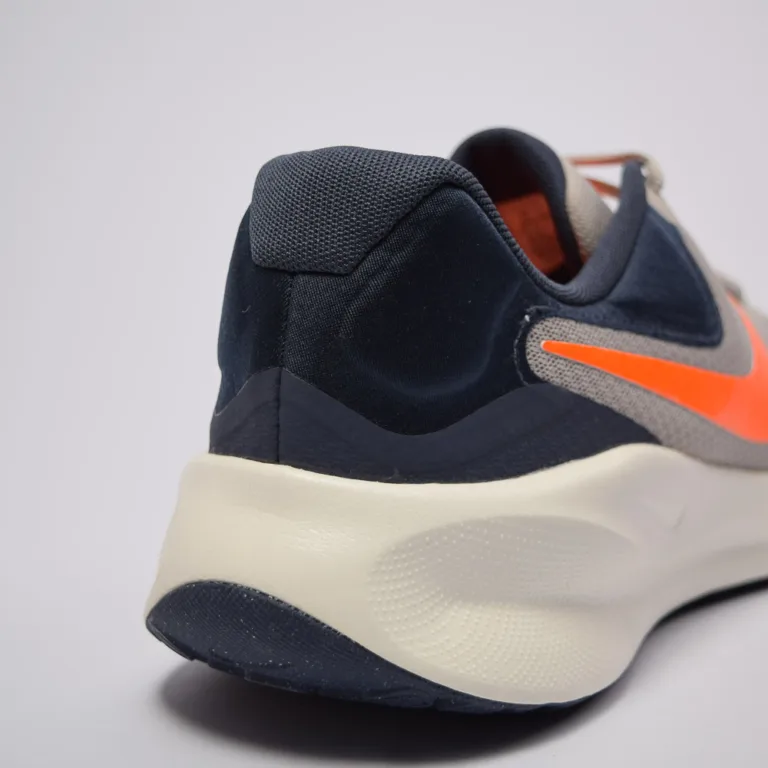 Nike Revolution 7 FB2207-009 (5 of 9)