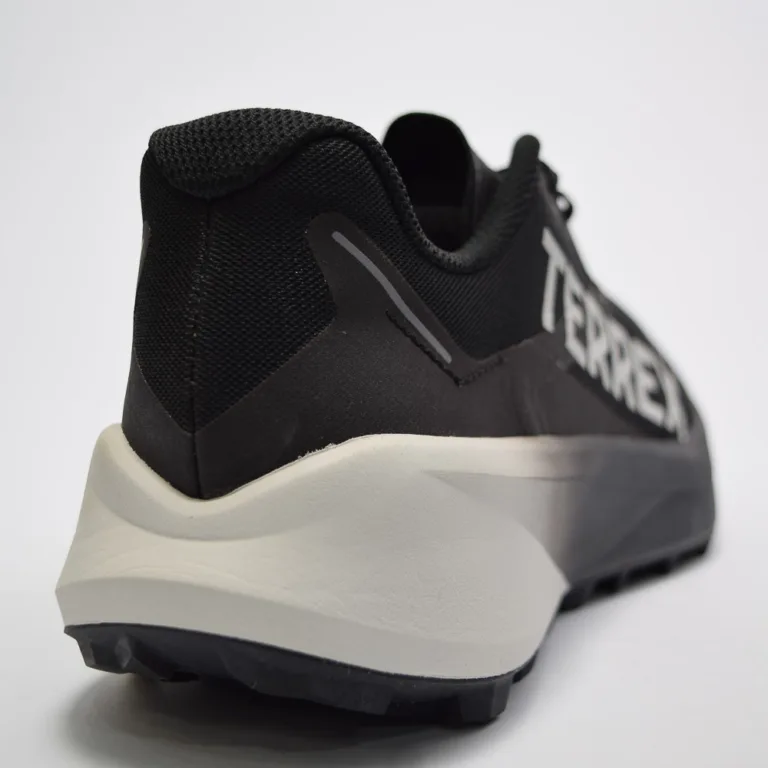 adidas terrex Agravic 3.0 ID0343 (5 of 10)