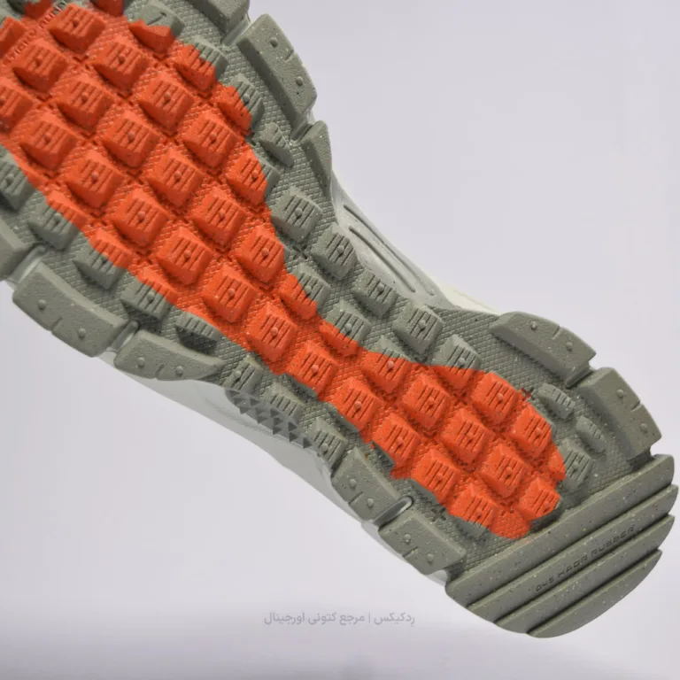 vomero roam Fv2295-001 (10 of 10)