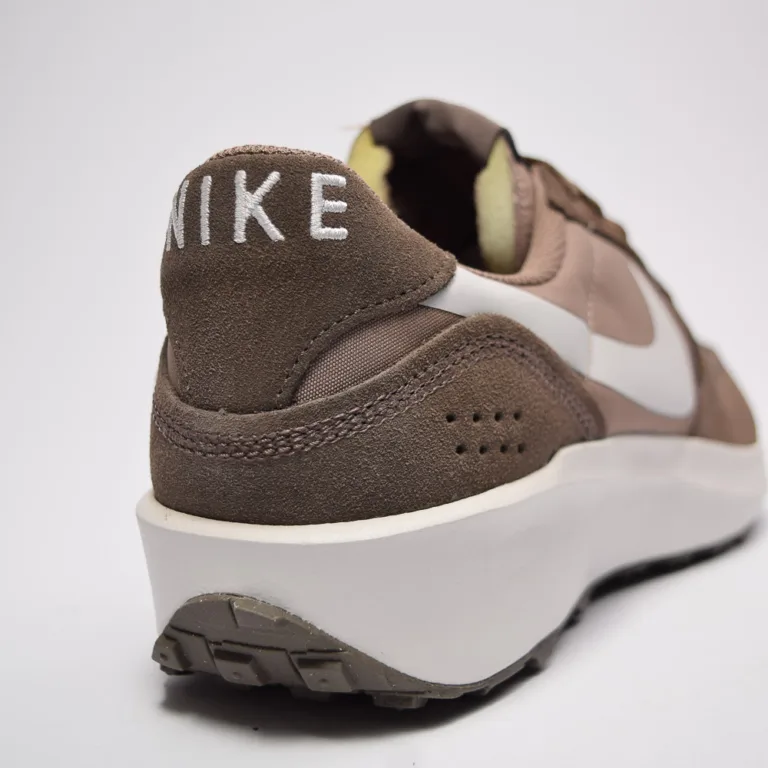 Nike Waffle FJ4195-201 (5 of 10)