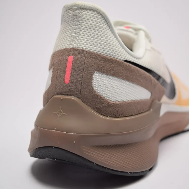 Structure 25 DJ7884-110 (5 of 10)