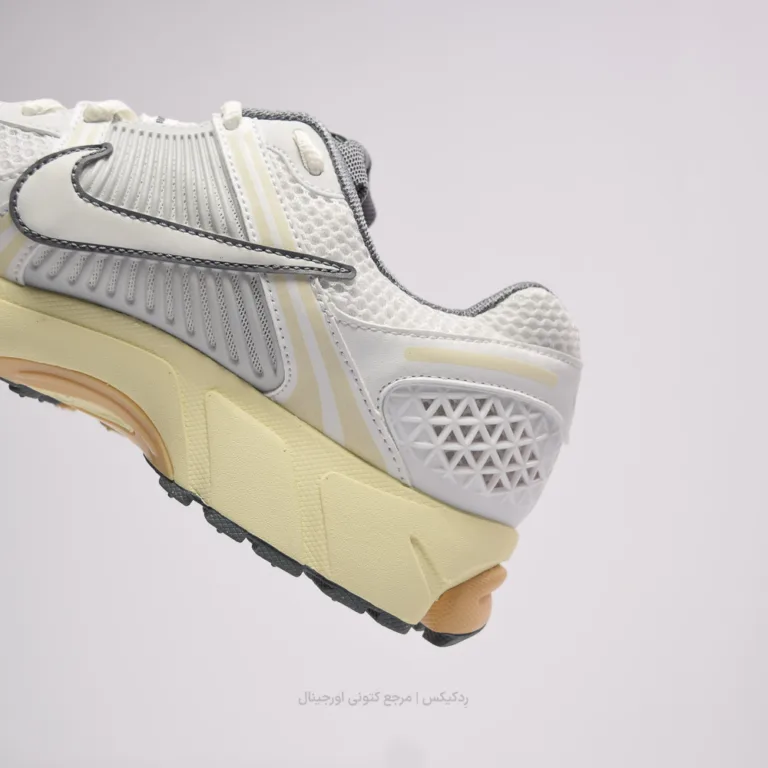 Vomero 5 FJ2028-101 (9 of 10)