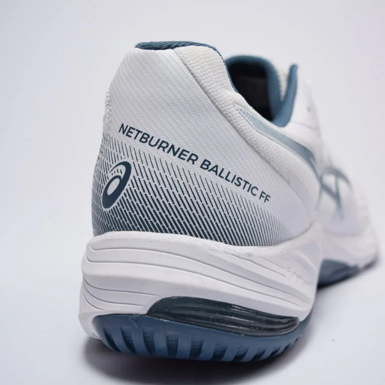 asics netburner ballistic ff 3 1051A073-103- (5 of 10)