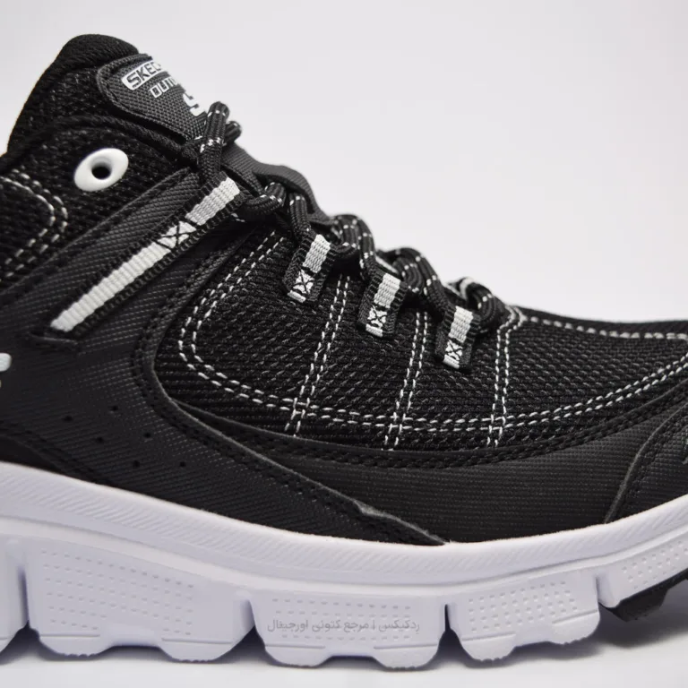 Skechers summit at 180145 (6 of 10)