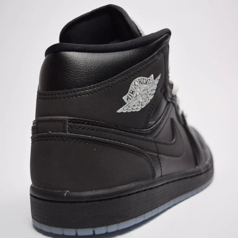 jordan 1 mid se HV5177-010 (5 of 10)